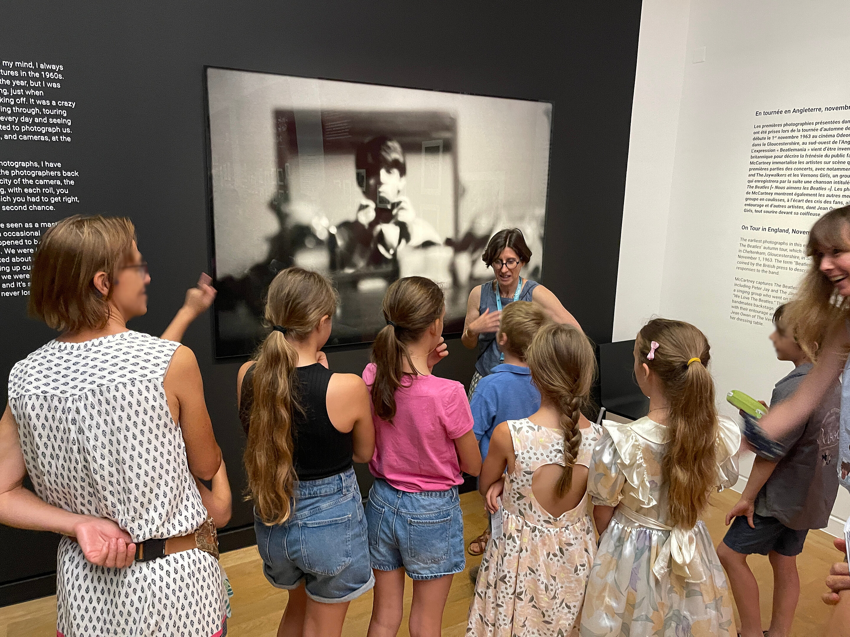 Stage "Fan de Beatles", exposition "Paul McCartney photographe, 1963-64 : Eyes of the Storm", musée Granet, Aix-en-Provence, 2026 © Musée Granet, Aix-en-Provence, photo A. Church