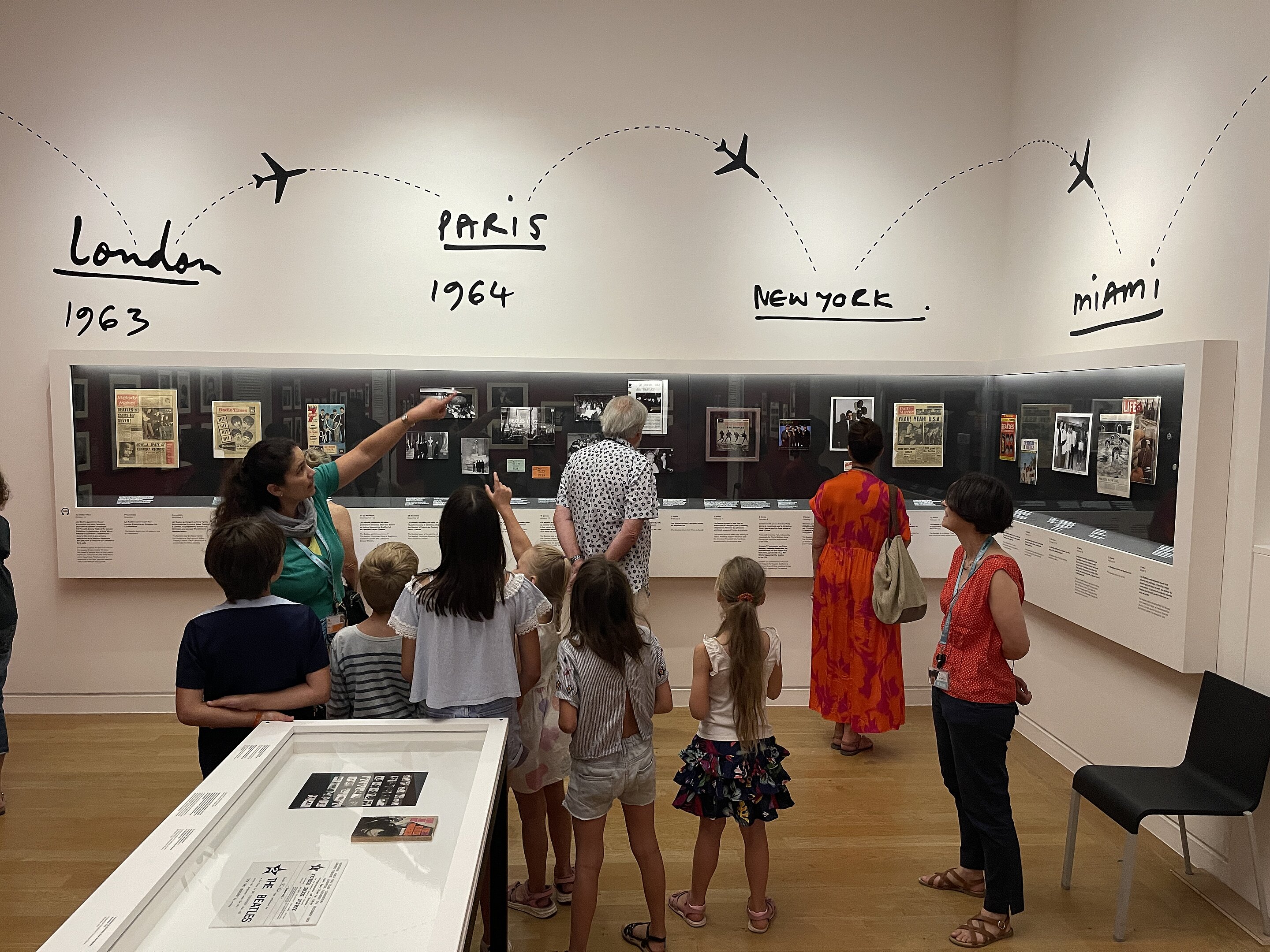 Atelier enfants autour de l'exposition "Paul McCartney photographe, 1963-64 : Eyes of the Storm" au musée Granet, Aix-en-Provence, 2026 © Musée Granet, Aix-en-Provence, photo A. Church 