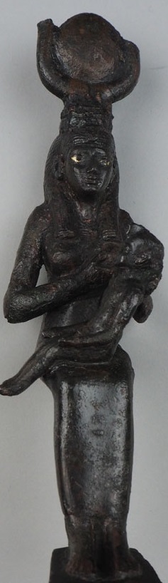 Statuette d'Isis allaitant